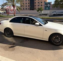 مرسيدس بنز E-Class
